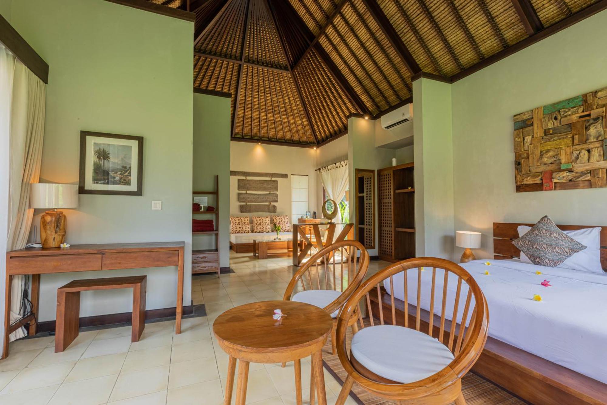 Suara Air Luxury Villa Ubud Room photo