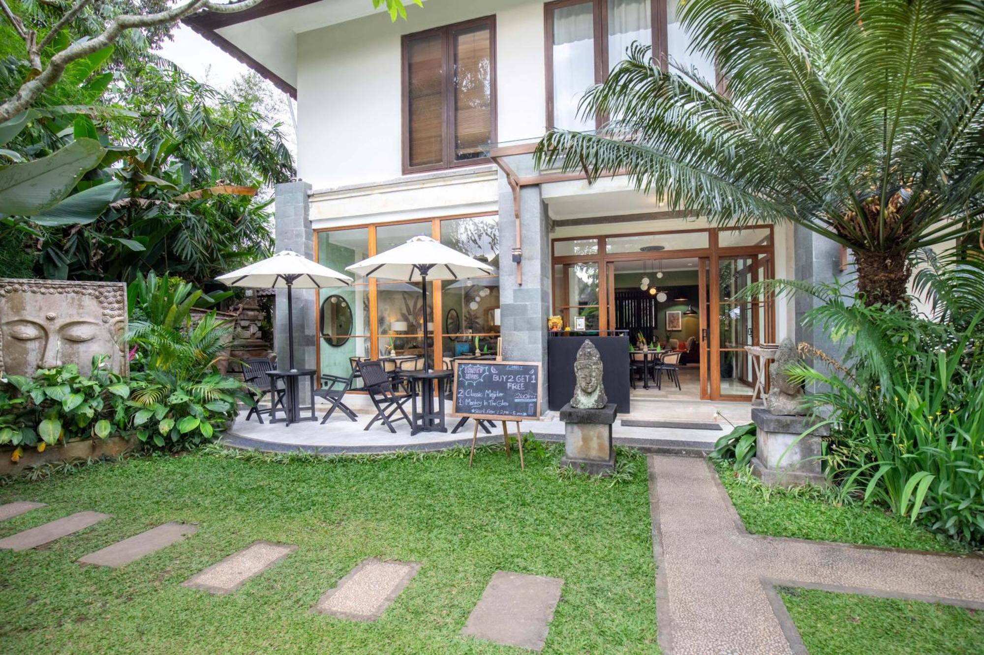 Suara Air Luxury Villa Ubud Exterior photo