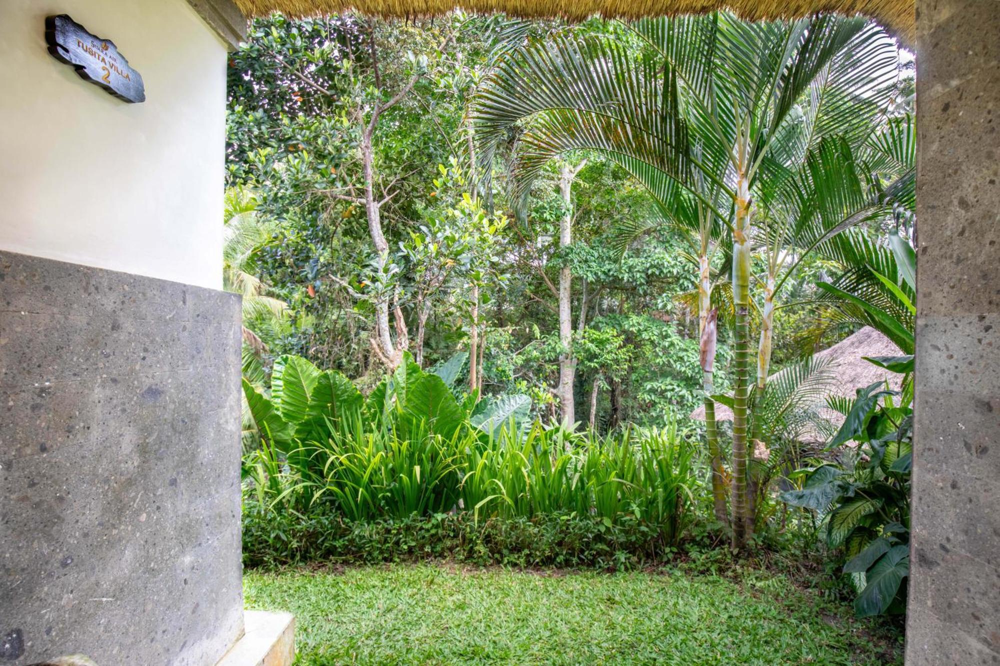 Suara Air Luxury Villa Ubud Exterior photo