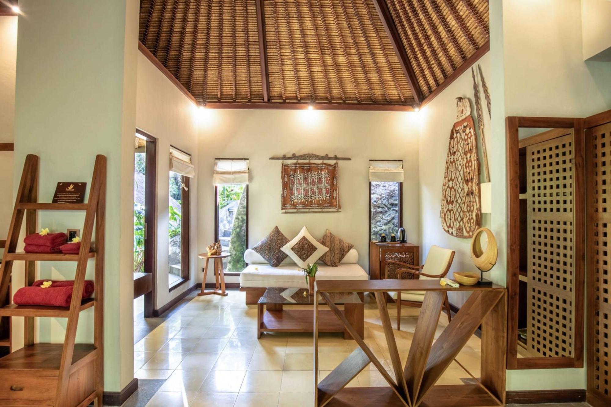 Suara Air Luxury Villa Ubud Room photo