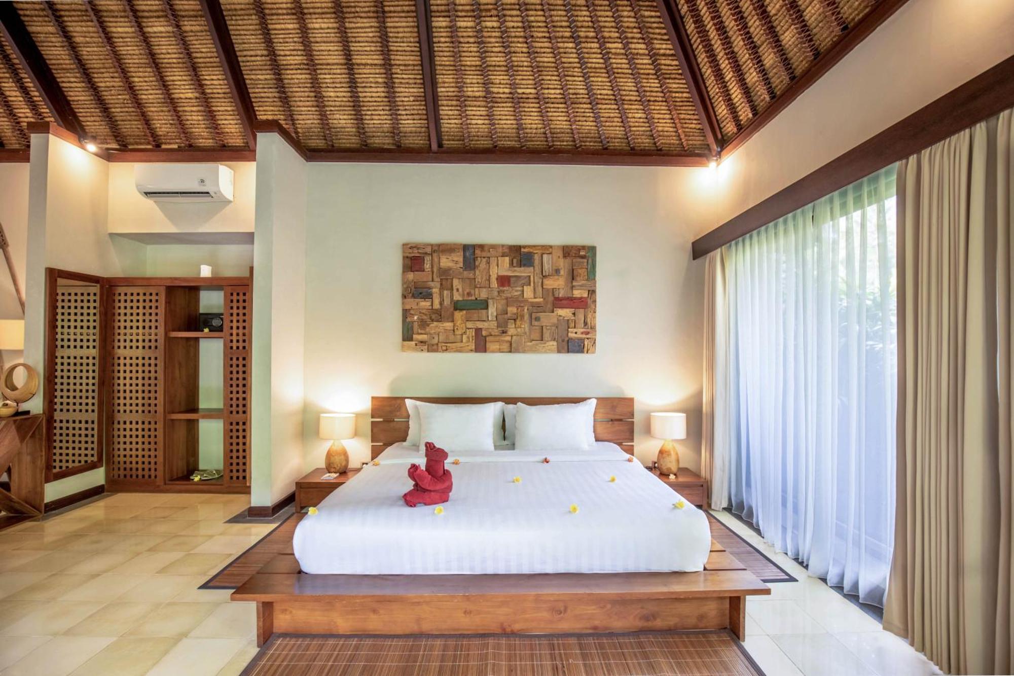 Suara Air Luxury Villa Ubud Room photo