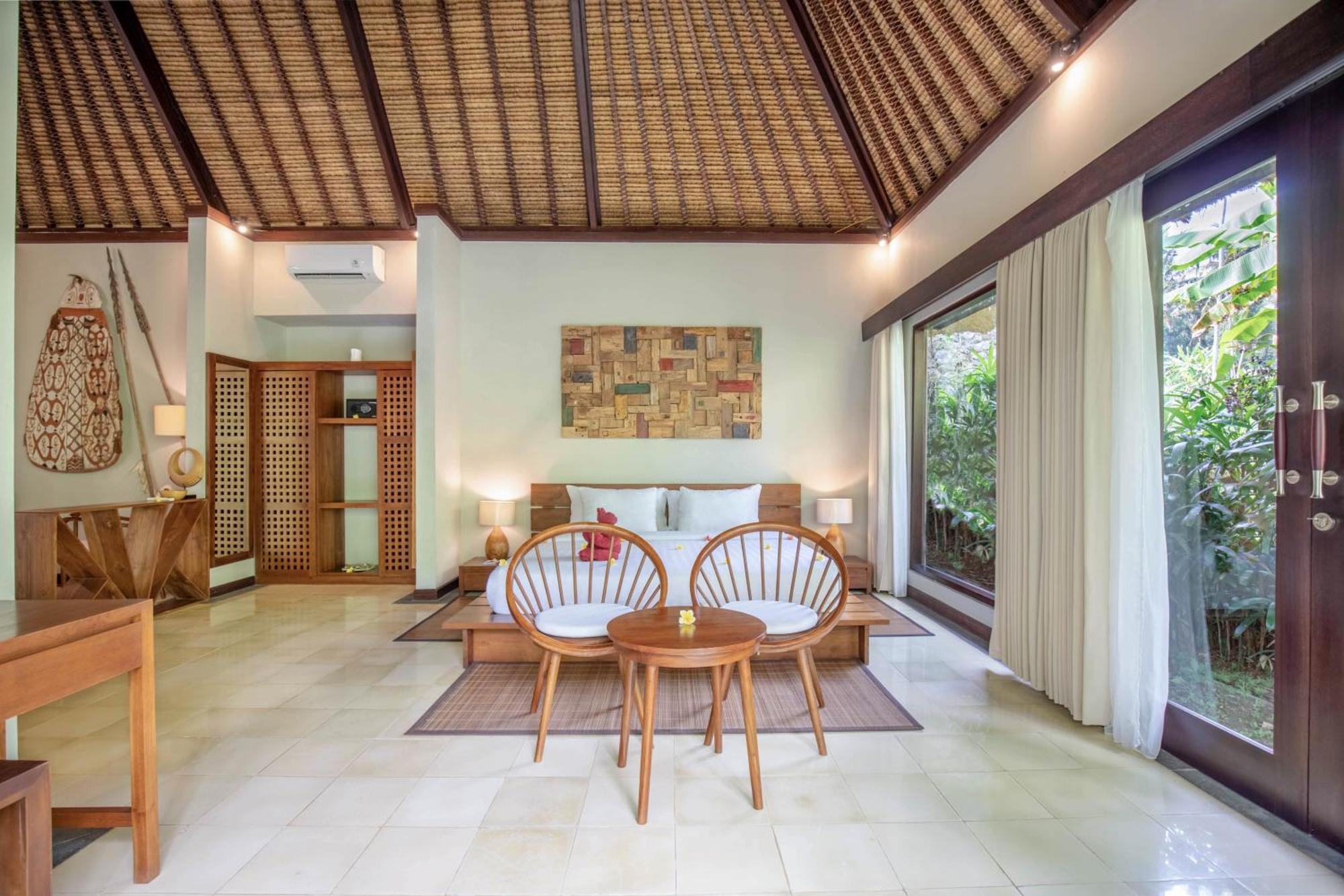 Suara Air Luxury Villa Ubud Room photo